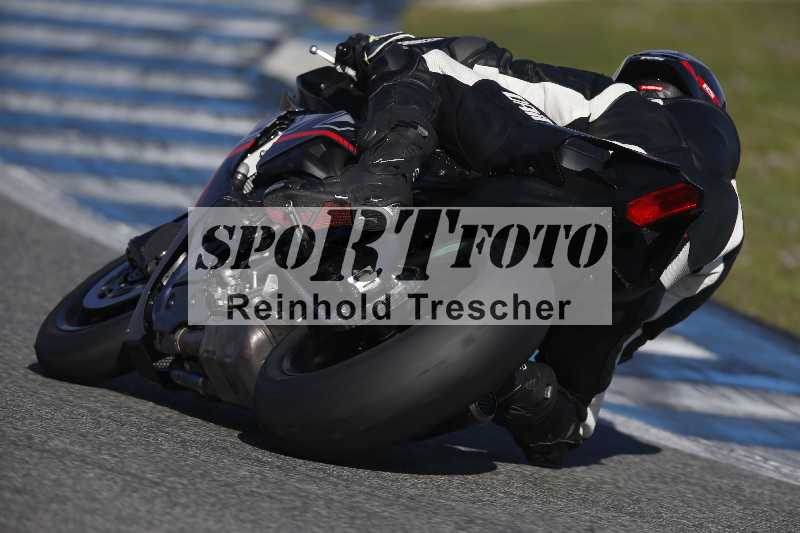 /Archiv-2024/01 26.-28.01.2024 Moto Center Thun Jerez/Gruppe rot-red/backside